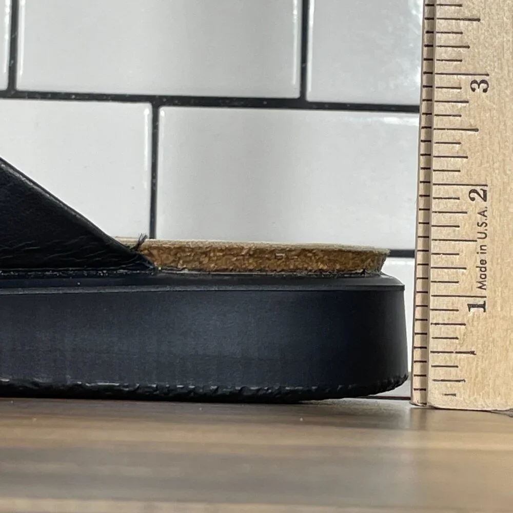 Ecco Corksphere Womens Size EU 39 Shoes Black Leather Platform Thong Sandal_11